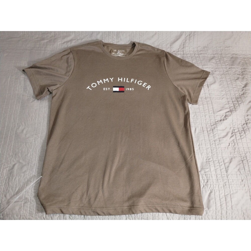 Tommy Hilfiger Est 1985 Flag Logo T-Shirt Taupe Brown Short Sleeve [Large]